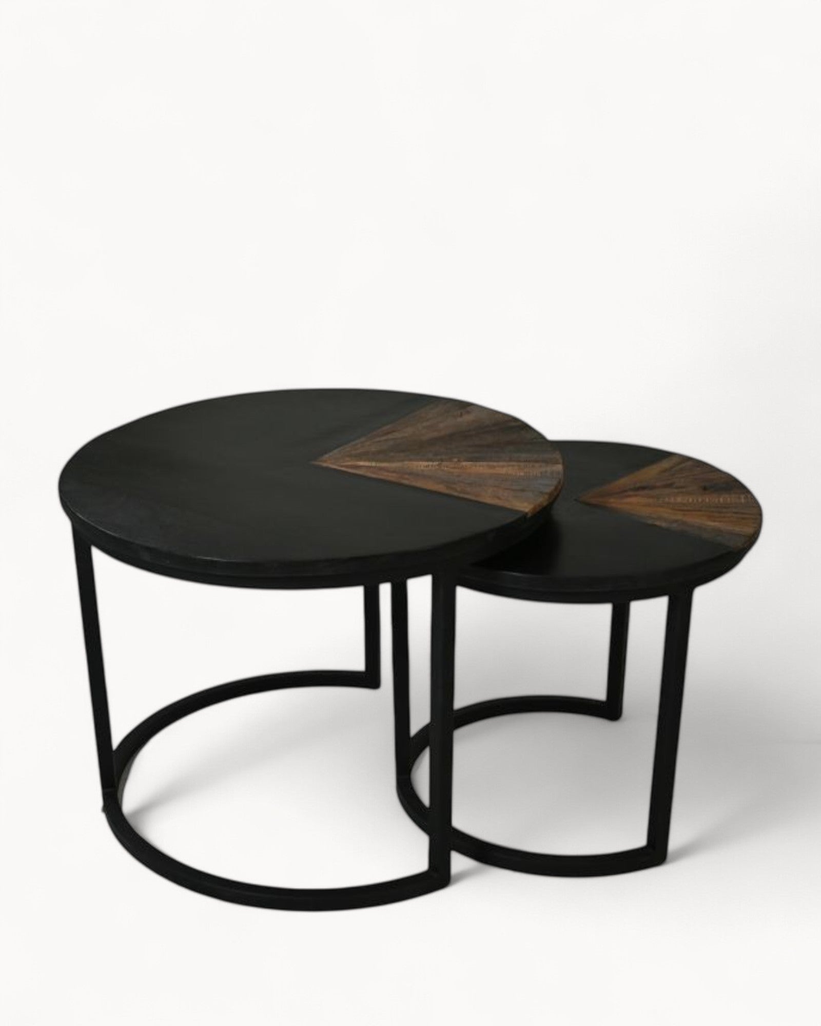 Hom & Ember - Round Table Teak and Metal Look