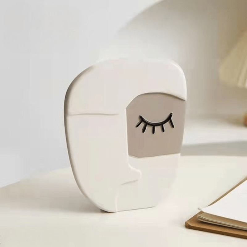 Hom & Ember – Artistic Face Ceramic Vase - Hom & Ember