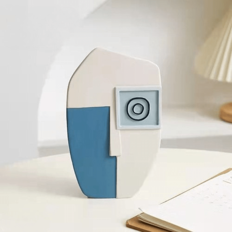 Hom & Ember – Artistic Face Ceramic Vase - Hom & Ember