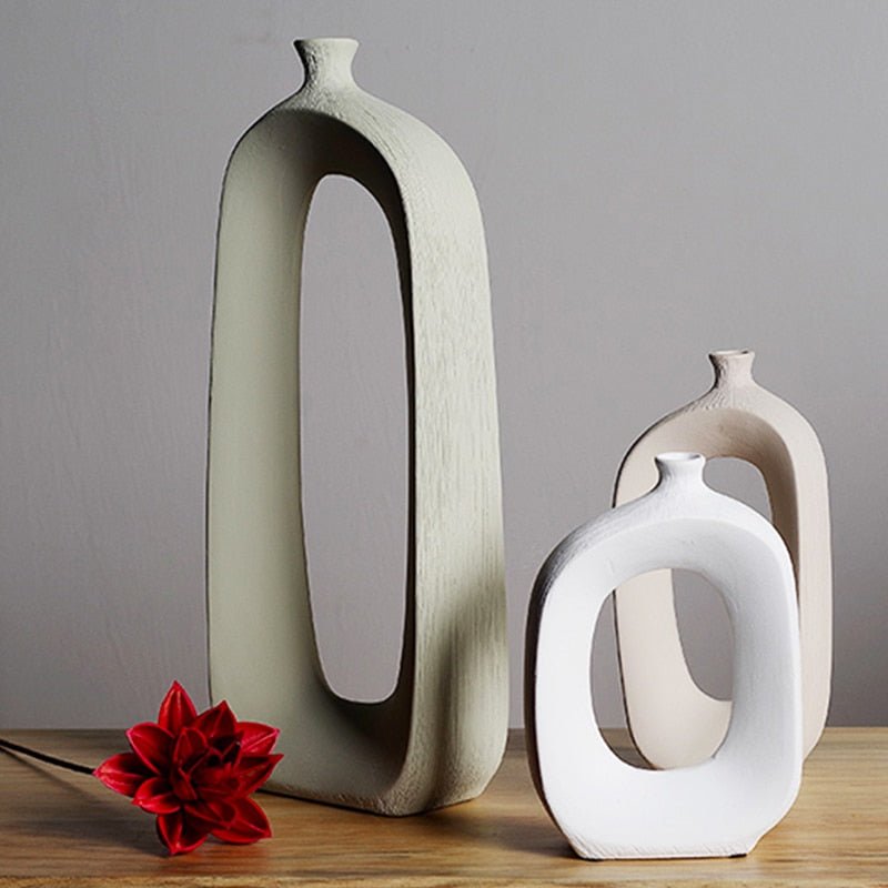 Hom & Ember – Brushed Ceramic Vase - Hom & Ember