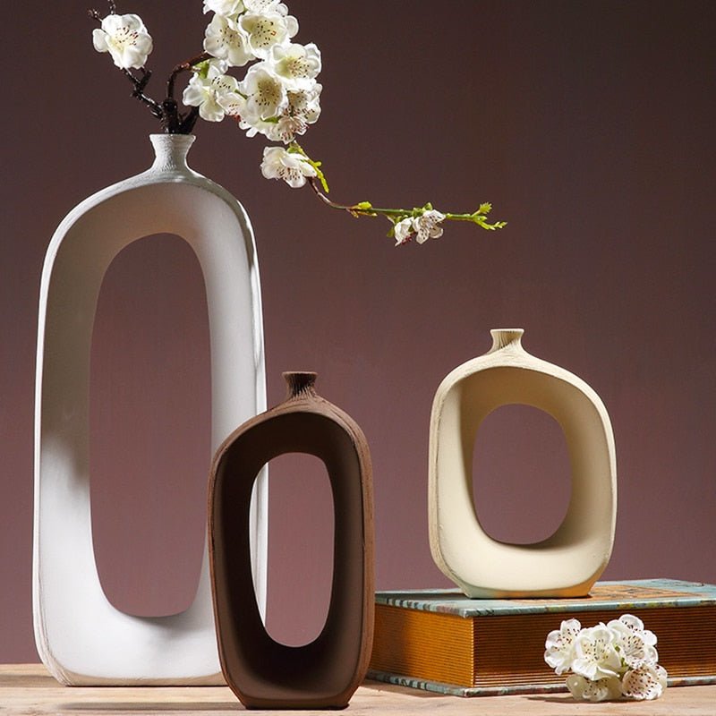 Hom & Ember – Brushed Ceramic Vase - Hom & Ember