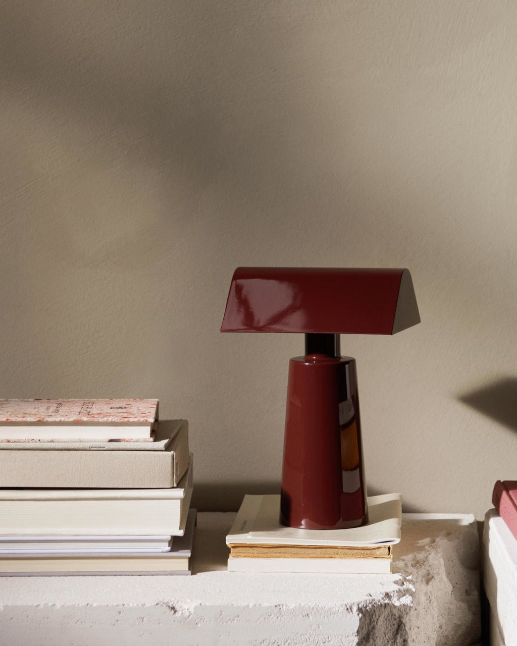 Hom & Ember – Caret Table Lamp - Hom & Ember