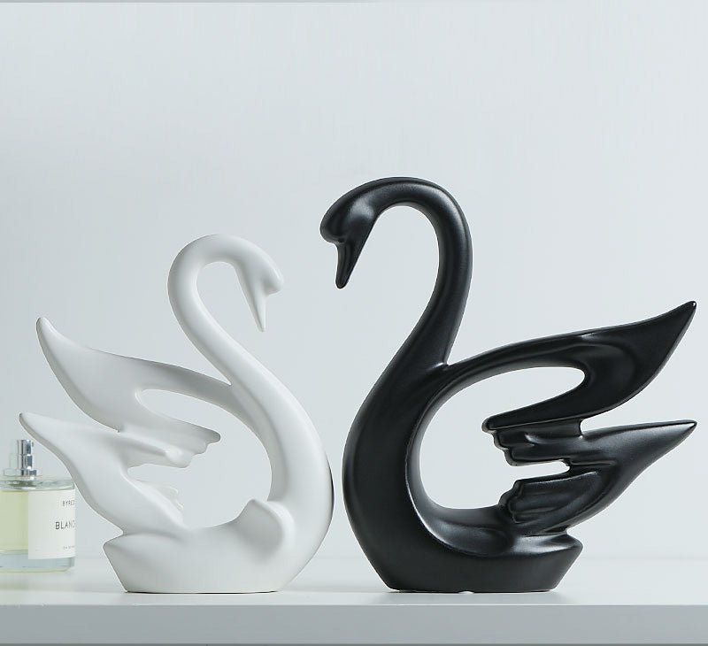Hom & Ember – Ceramic Swan Couple Ornament Set for a Classic and Timeless Elegance - Hom & Ember
