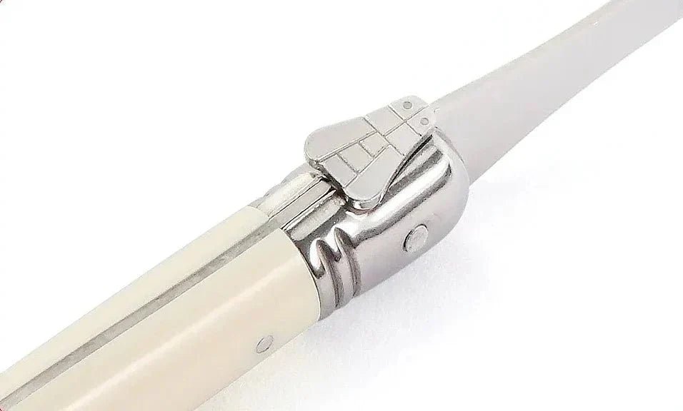 Hom & Ember – Classic Ivory Stainless Steel Cutlery Set for a Serene Dining Elegance - Hom & Ember