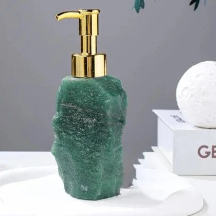 Hom & Ember – Crystal Soap Dispenser for a Touch of Elegance - Hom & Ember