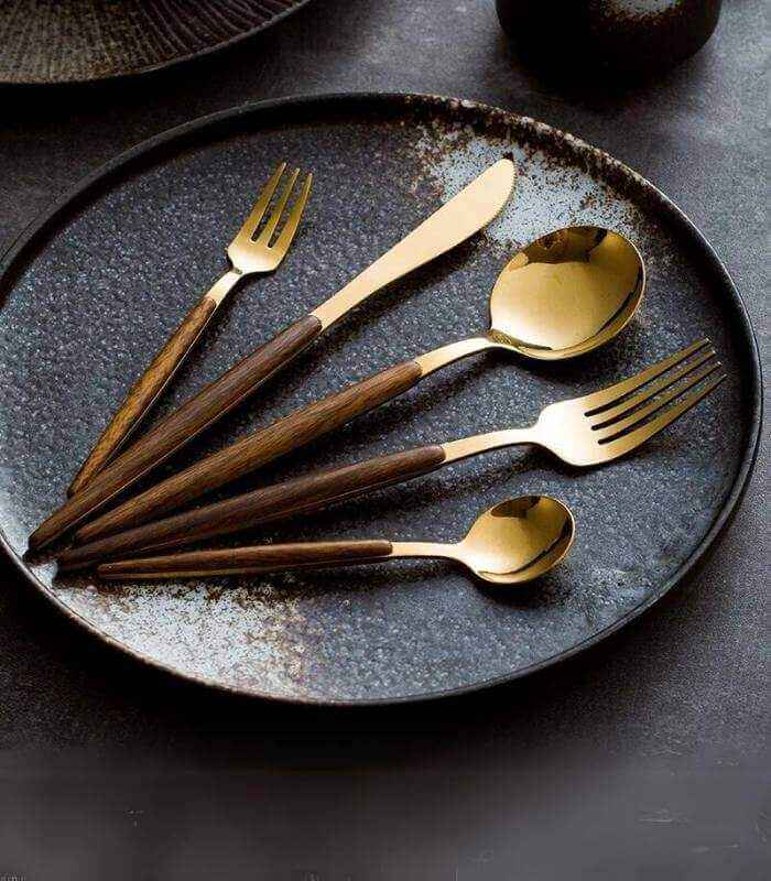 Hom & Ember – Elegant 30 - Piece Stainless Steel Cutlery Set with Wooden Accents for a Refined Dining Experience - Hom & Ember