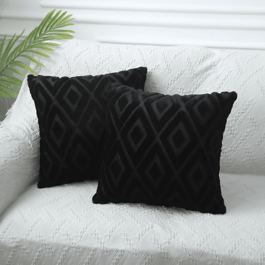 Hom & Ember – Elegant 3D Diamond Pattern Cushion Cover in Cotton and Linen for Stylish Living Spaces - Hom & Ember