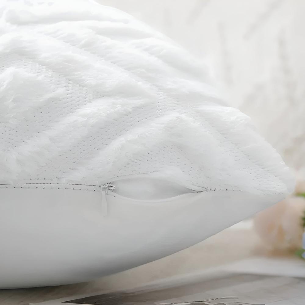 Hom & Ember – Elegant 3D Diamond Pattern Cushion Cover in Cotton and Linen for Stylish Living Spaces - Hom & Ember