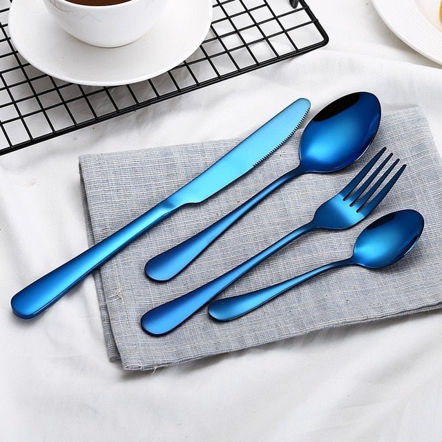 Hom & Ember – Elegant 4 - Piece Blue Cutlery Set for a Stylish and Sophisticated Dining Experience - Hom & Ember