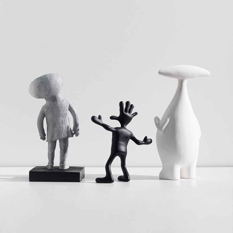 Hom & Ember – Elegant Abstract Alien Resin Sculpture for Modern Spaces with Aesthetic Charm - Hom & Ember