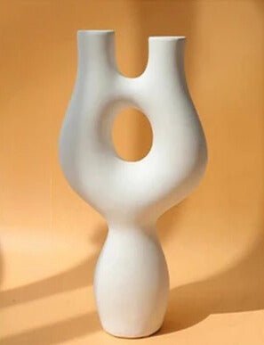 Hom & Ember – Elegant Abstract Ceramic Sculpture for a Serene Ambiance - Hom & Ember