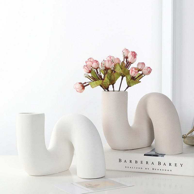 Hom & Ember – Elegant Abstract Ceramic Vase for Contemporary Interiors with Timeless Charm - Hom & Ember