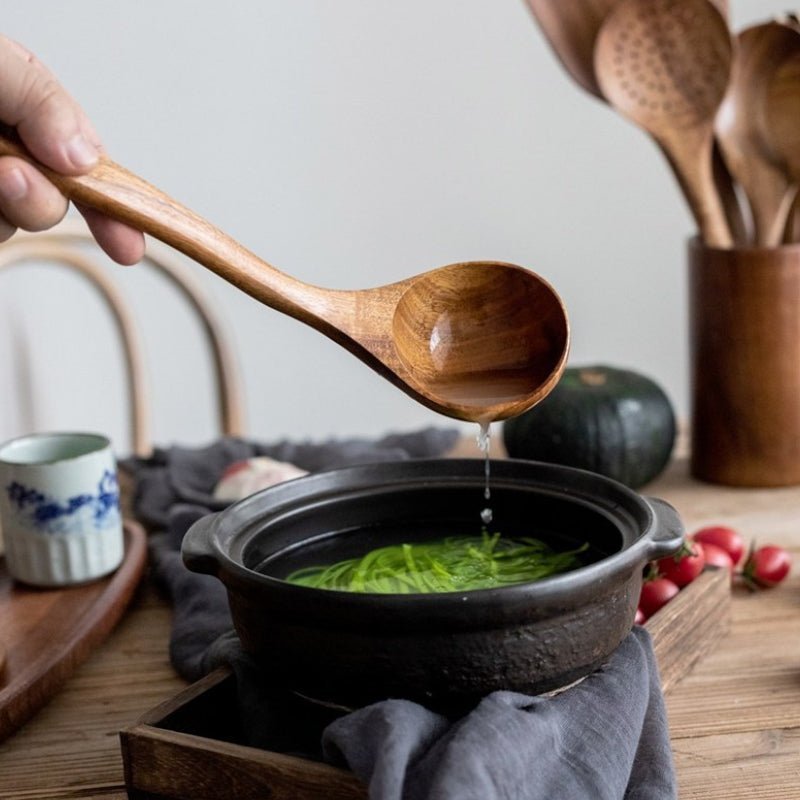 Hom & Ember – Elegant Acacia Wood Kitchen Cooking Utensils Collection for a Serene Culinary Experience - Hom & Ember