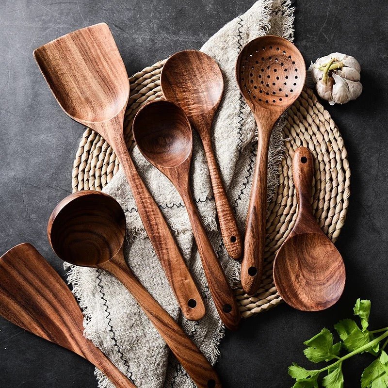 Hom & Ember – Elegant Acacia Wood Kitchen Cooking Utensils Collection for a Serene Culinary Experience - Hom & Ember