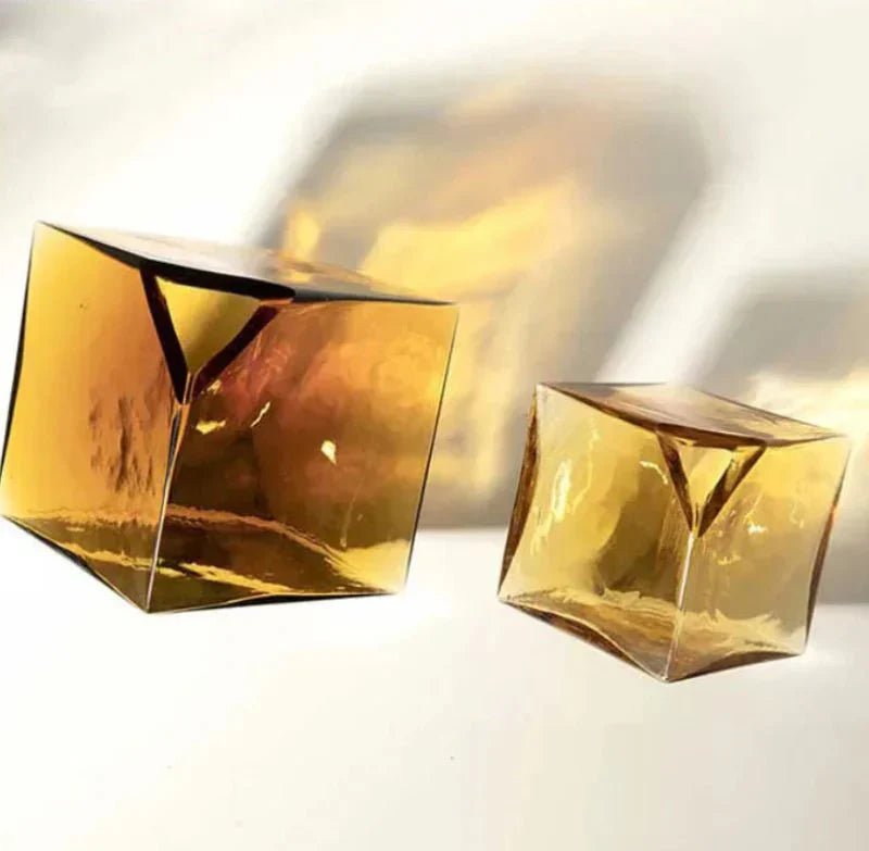 Hom & Ember – Elegant Amber Glass Cube Vase for Stylish Interiors, Infusing Warmth and Sophistication - Hom & Ember