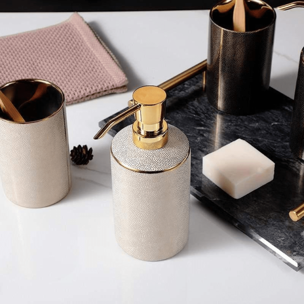 Hom & Ember – Elegant Bathroom Accessory Set for a Refined Look - Hom & Ember