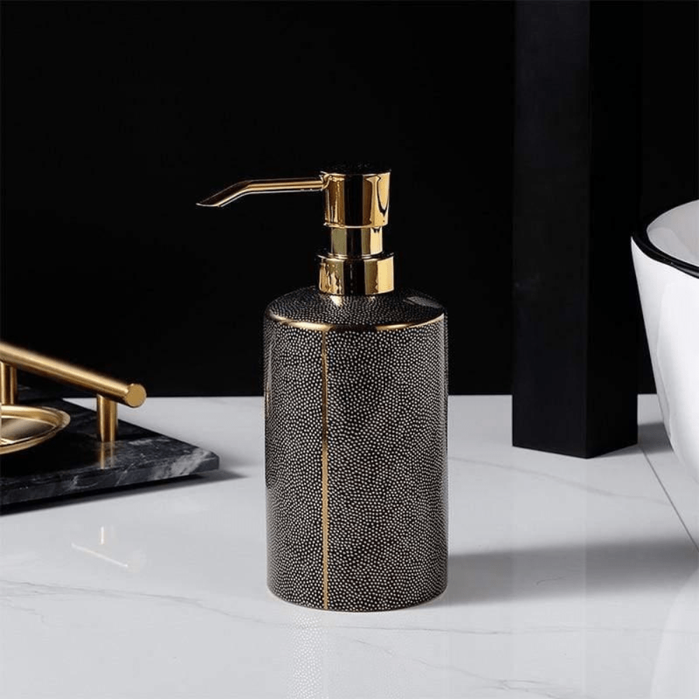 Hom & Ember – Elegant Bathroom Accessory Set for a Refined Look - Hom & Ember