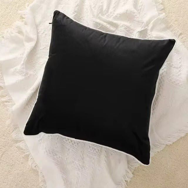 Hom & Ember – Elegant Black and White Velvet Cushion Cover for Contemporary Living Spaces - Hom & Ember