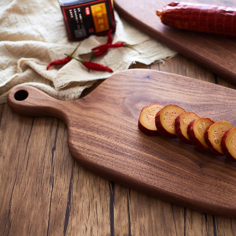 Hom & Ember – Elegant Black Walnut Chopping Board for Culinary Masterpieces - Hom & Ember