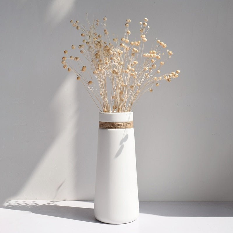 Hom & Ember – Elegant Boho - Inspired Ceramic Vase for a Touch of Modern Sophistication - Hom & Ember