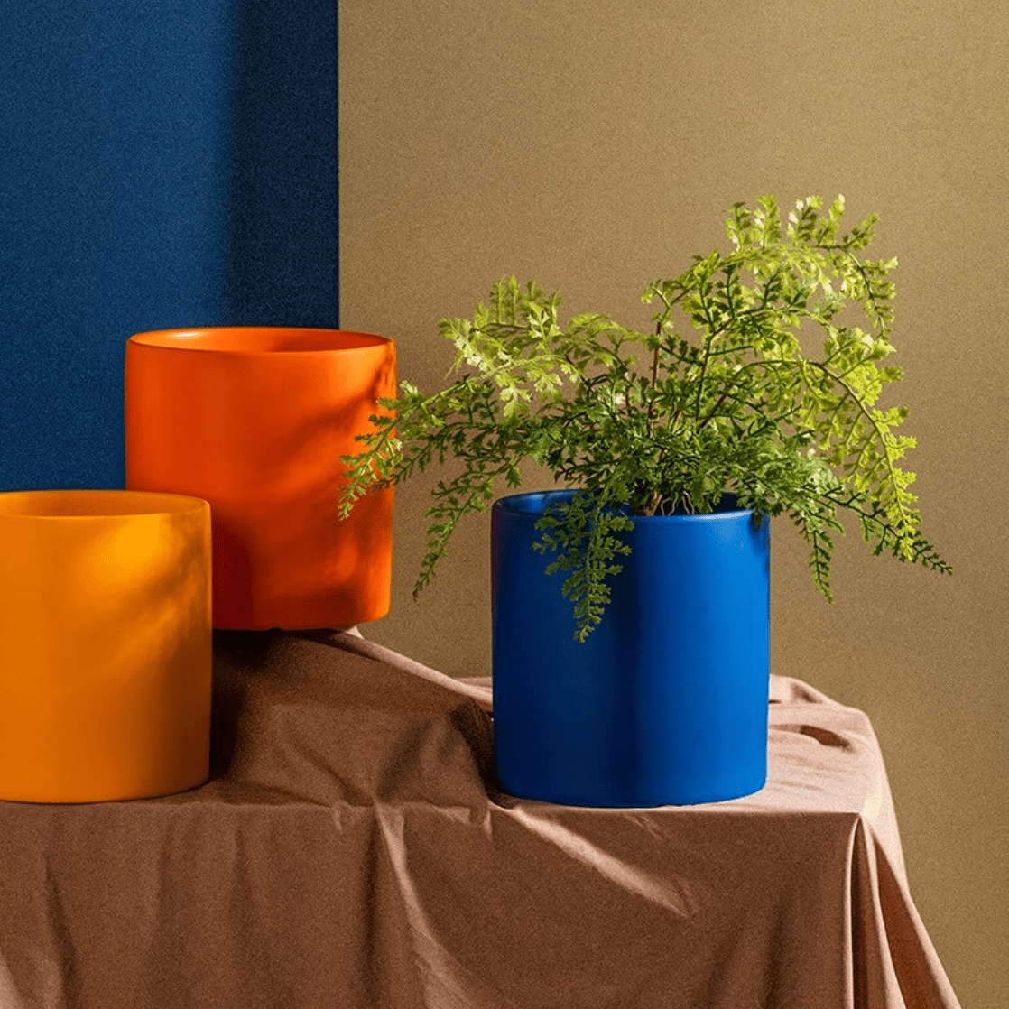 Hom & Ember – Elegant Ceramic Planter with Matching Saucer for a Serene Ambiance - Hom & Ember