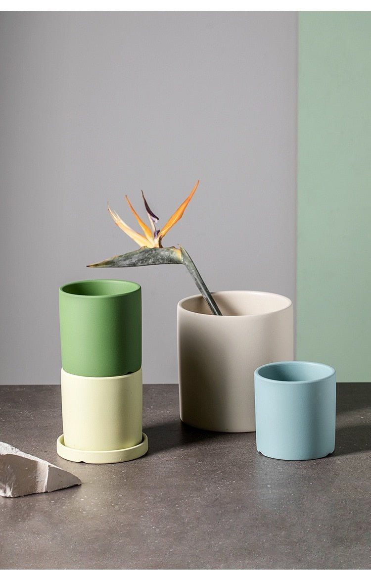 Hom & Ember – Elegant Ceramic Planter with Matching Saucer for a Serene Ambiance - Hom & Ember