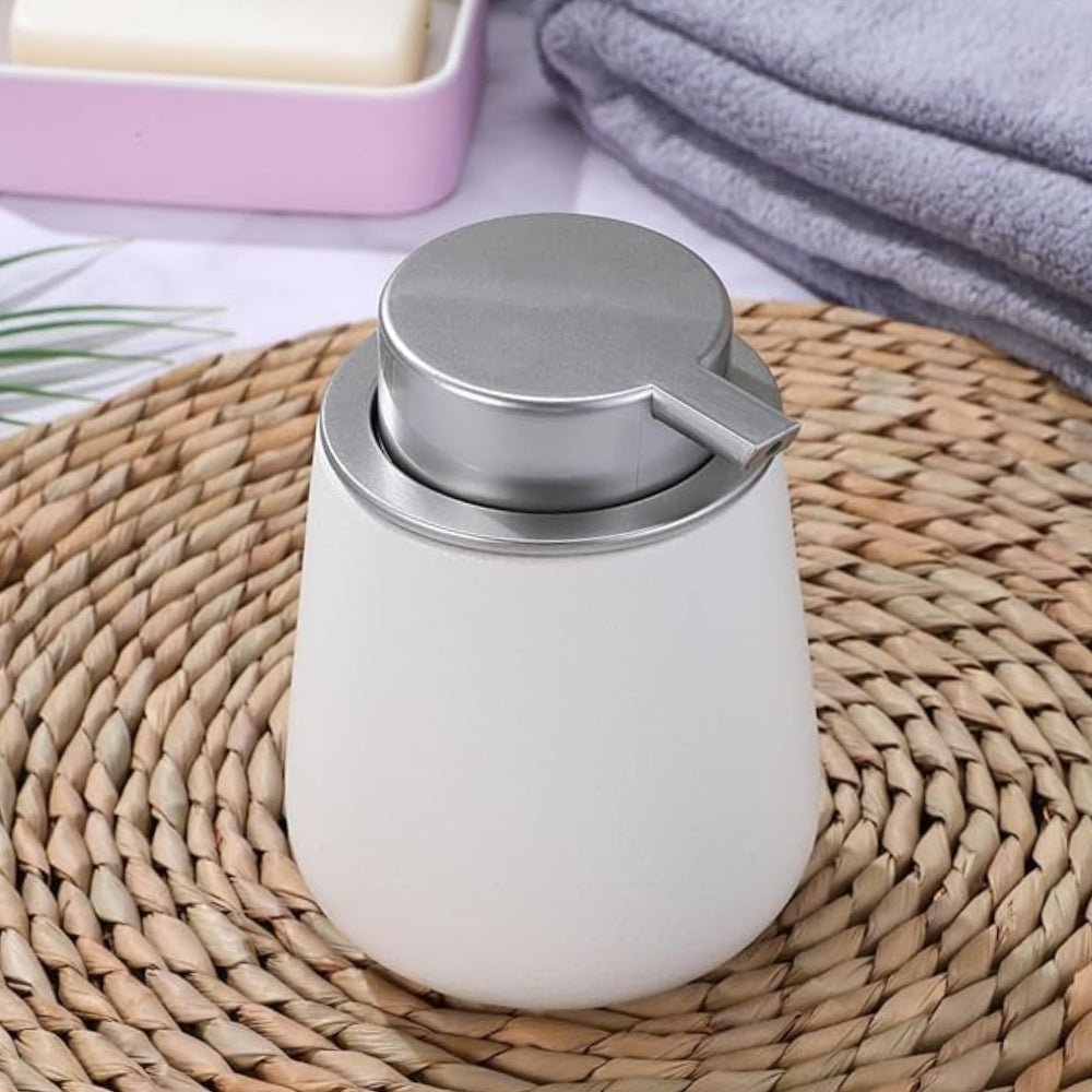 Hom & Ember – Elegant Ceramic Soap Dispenser for a Touch of Modern Luxury - Hom & Ember