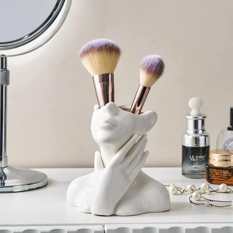 Hom & Ember – Elegant Ceramic Vase for Contemporary Spaces with Timeless Charm - Hom & Ember