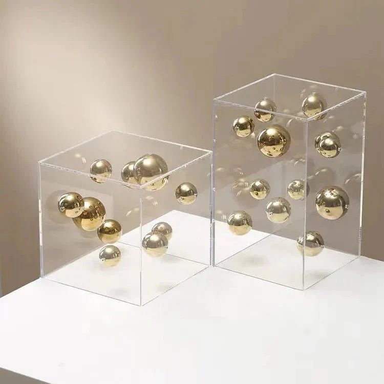 Hom & Ember – Elegant Decorative Cube Floating Spheres for a Captivating 3D Modern Effect - Hom & Ember