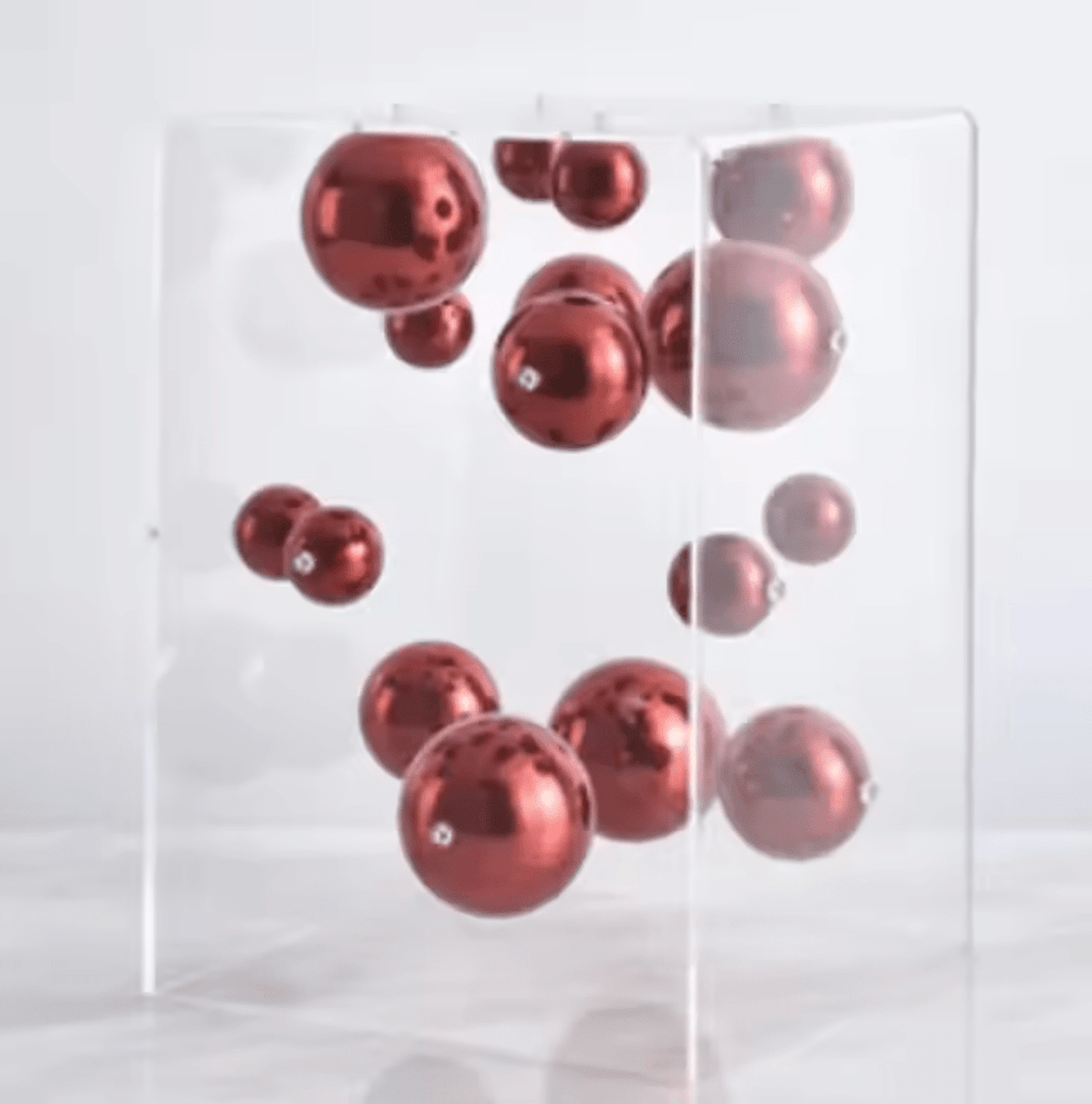 Hom & Ember – Elegant Decorative Cube Floating Spheres for a Captivating 3D Modern Effect - Hom & Ember