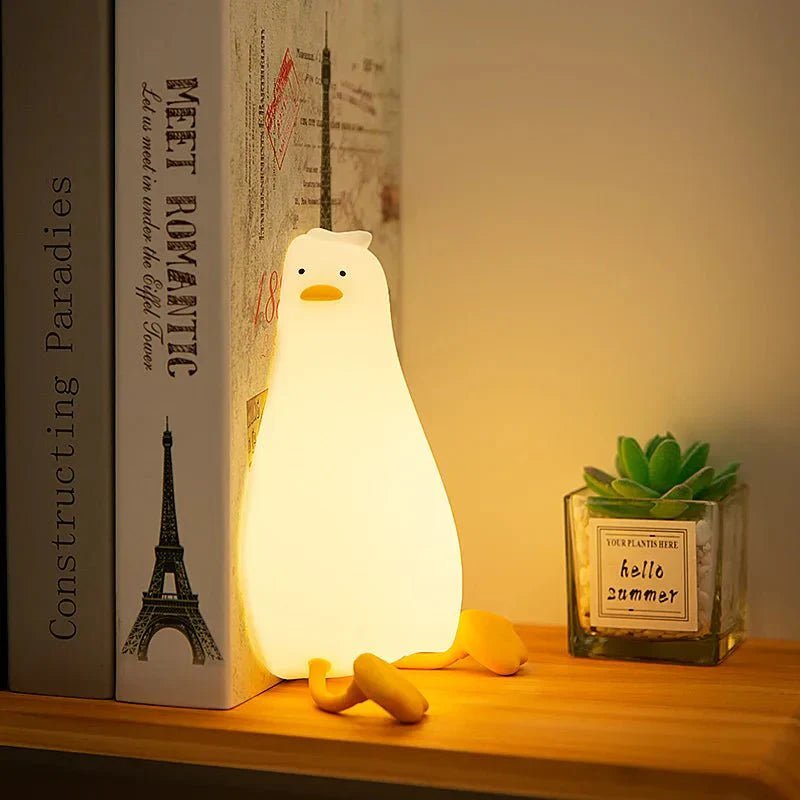 Hom & Ember – Elegant Duck - Shaped Ambient Lamp in Soft Silicone for a Serene Ambiance - Hom & Ember
