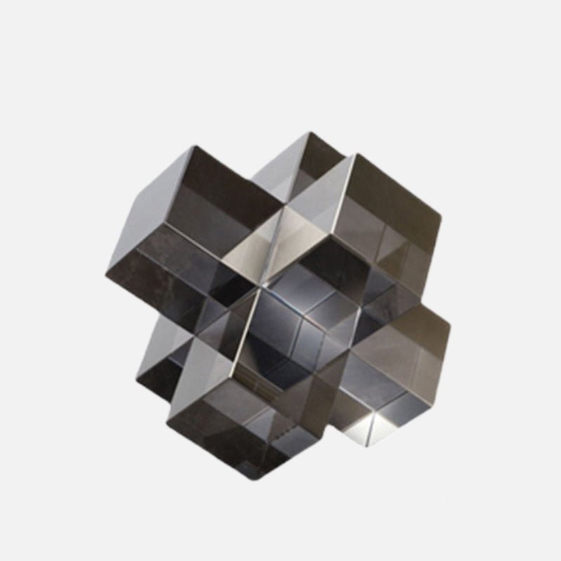 Hom & Ember – Elegant Geometric Crystal Sculpture for a Touch of Timeless Charm - Hom & Ember