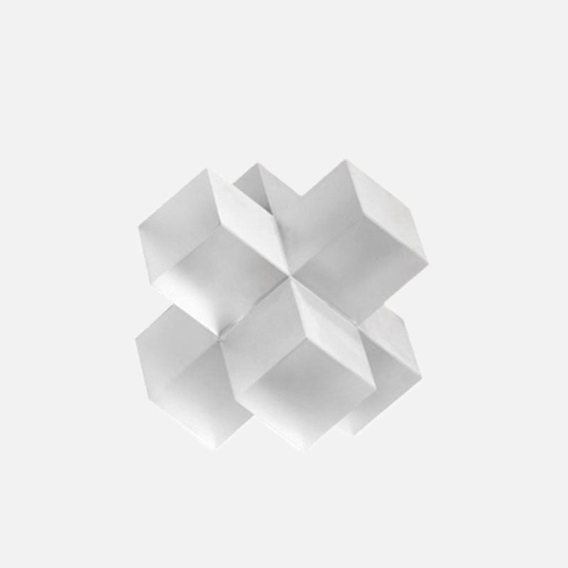 Hom & Ember – Elegant Geometric Crystal Sculpture for a Touch of Timeless Charm - Hom & Ember