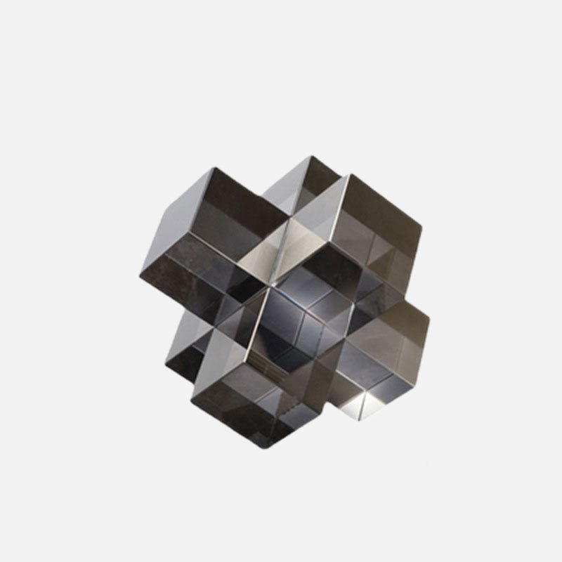 Hom & Ember – Elegant Geometric Crystal Sculpture for a Touch of Timeless Charm - Hom & Ember