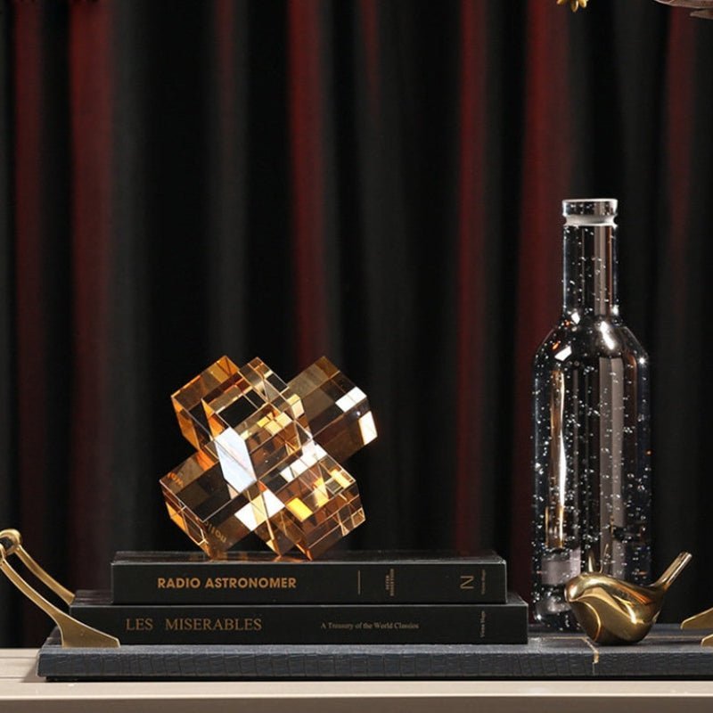 Hom & Ember – Elegant Geometric Crystal Sculpture for a Touch of Timeless Charm - Hom & Ember