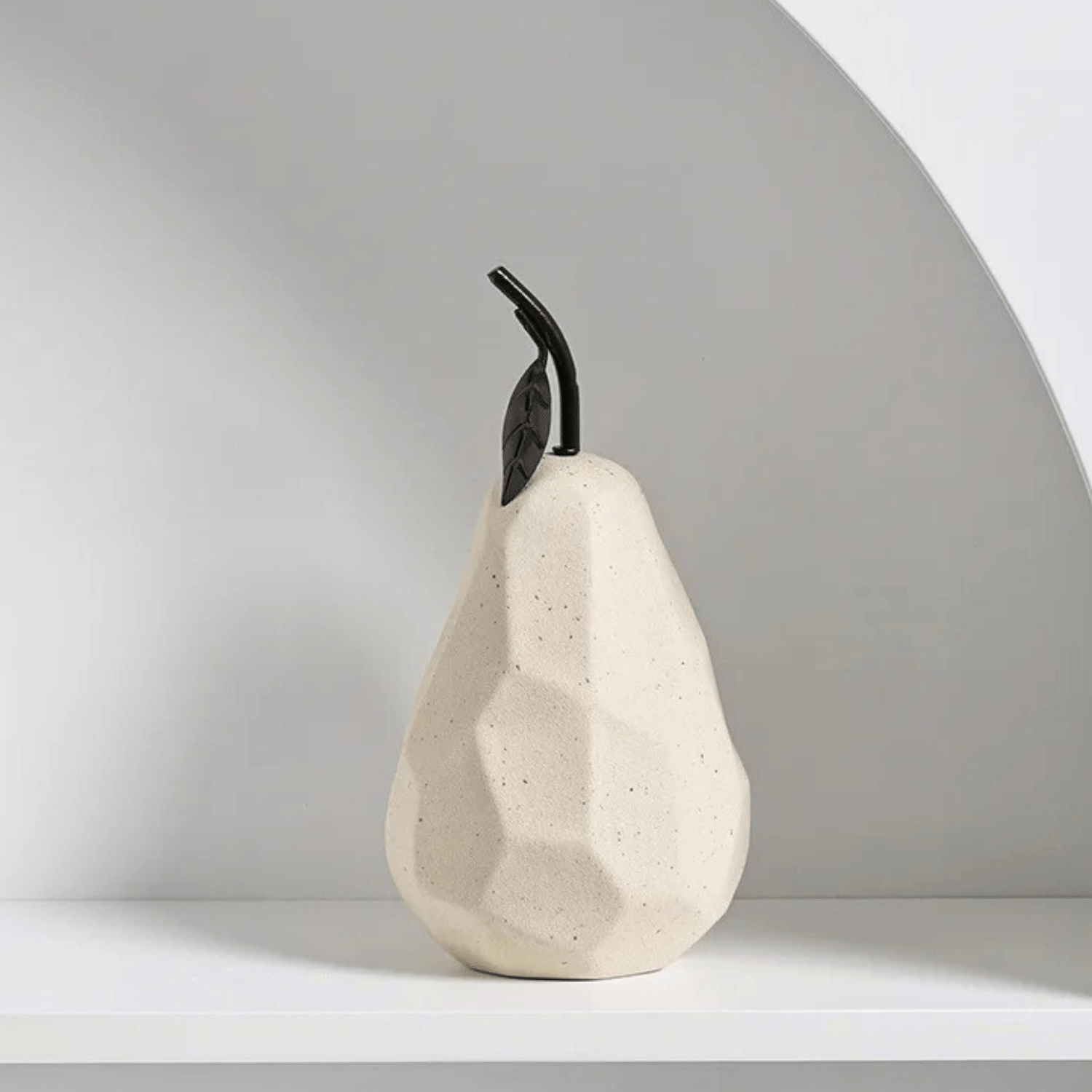 Hom & Ember – Elegant Geometric Fruit Sculptures Crafted in Resin for a Contemporary Touch - Hom & Ember