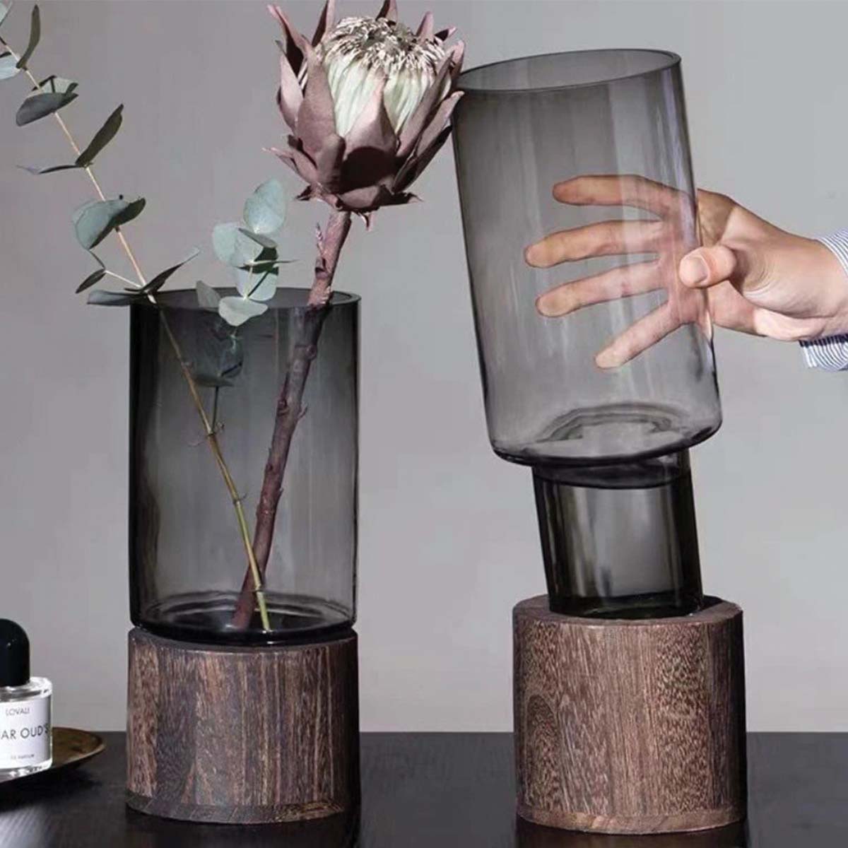 Hom & Ember – Elegant Glass and Wood Flower Vase for a Timeless Design with Rustic Charm - Hom & Ember