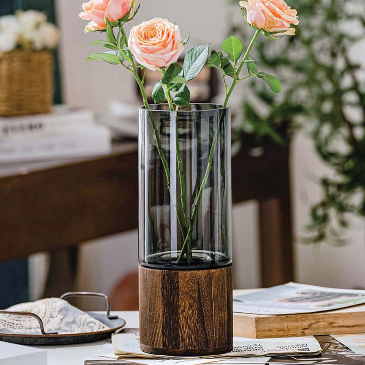 Hom & Ember – Elegant Glass and Wood Flower Vase for a Timeless Design with Rustic Charm - Hom & Ember