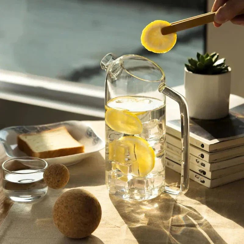 Hom & Ember – Elegant Glass Teapot with Round Natural Cork Lid for a Sophisticated Atmosphere - Hom & Ember