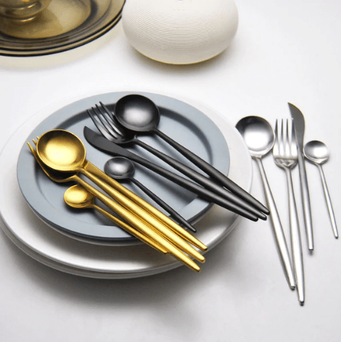 Hom & Ember – Elegant Gold and Silver Stainless Steel Cutlery Set for Sophisticated Dining Experiences - Hom & Ember