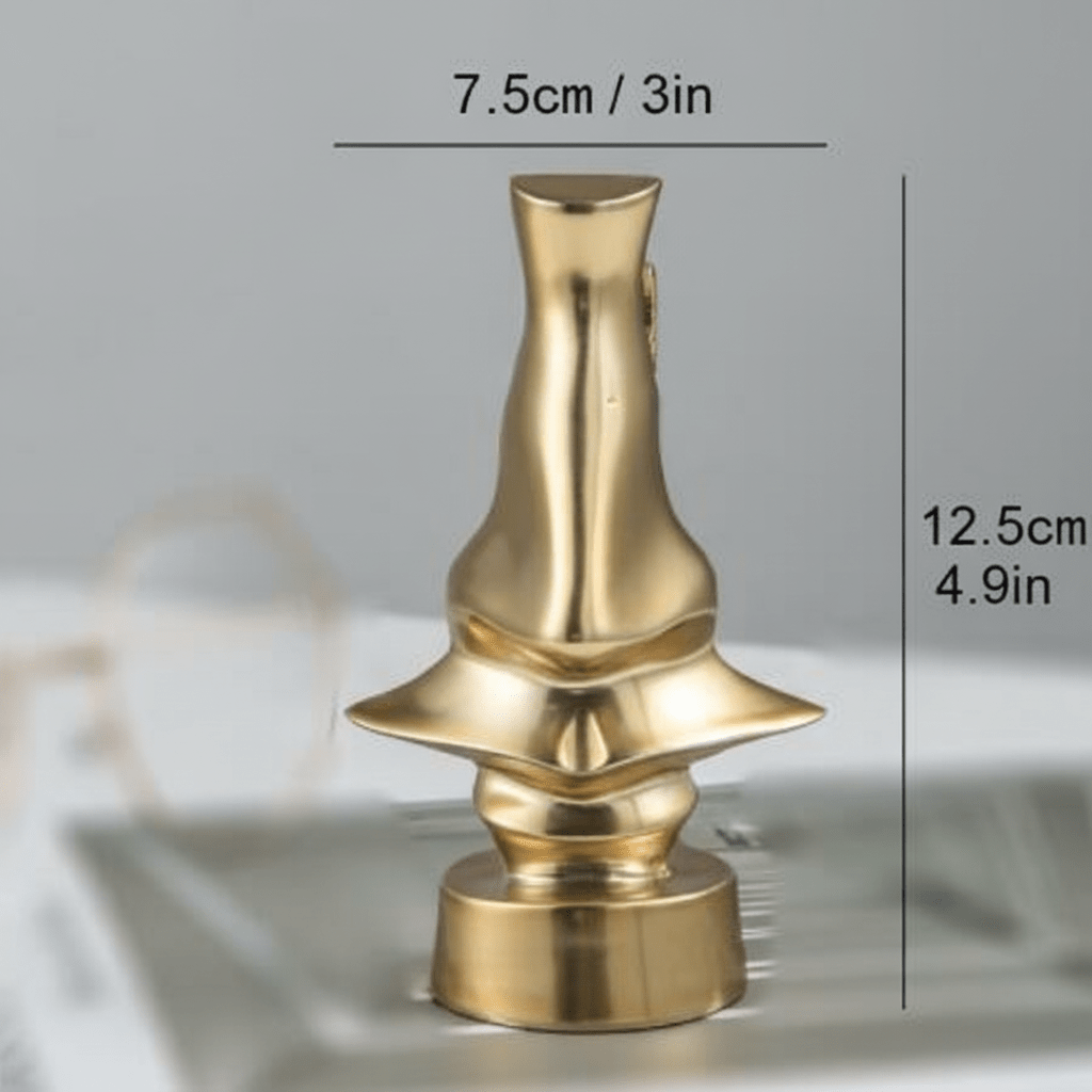 Hom & Ember – Elegant Gold Metal Nose and Glasses Sculpture for a Chic Display with Timeless Charm - Hom & Ember