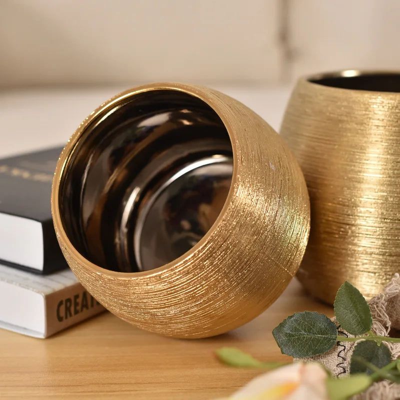 Hom & Ember – Elegant Gold - Plated Flower Pot for Stylish Home Décor and Luxurious Centrepiece - Hom & Ember