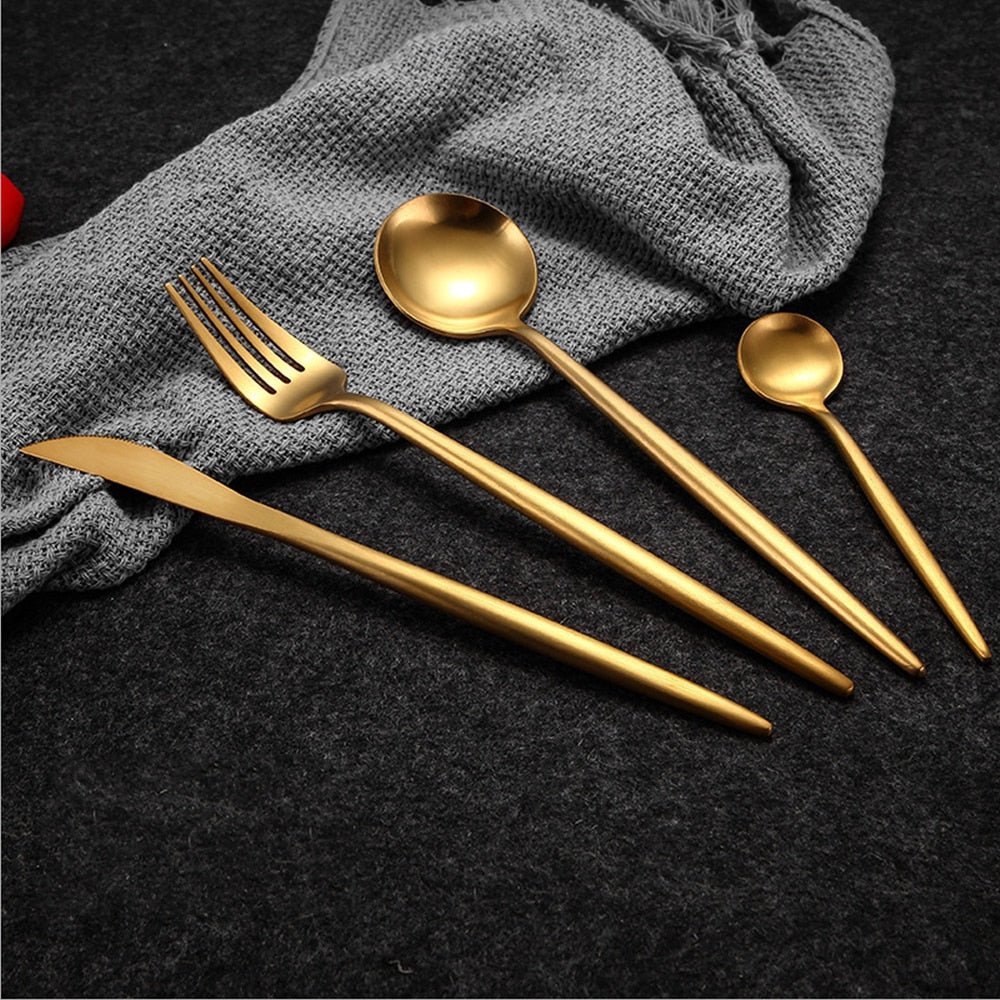 Hom & Ember – Elegant Gold Stainless Steel Cutlery Collection for a Refined Dining Experience - Hom & Ember