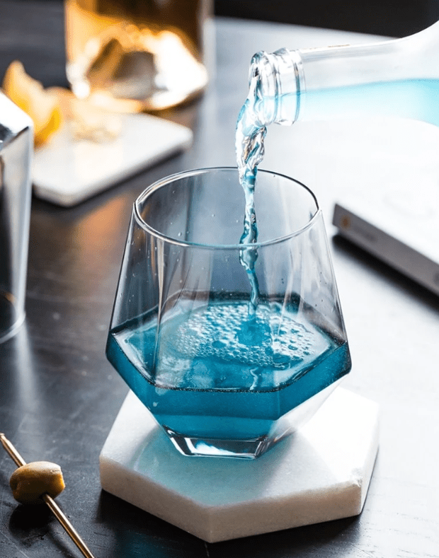 Hom & Ember – Elegant Hexagonal Cocktail Glasses for Sophisticated Gatherings - Hom & Ember