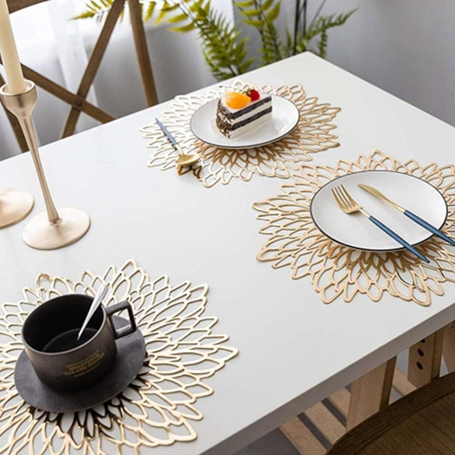 Hom & Ember – Elegant Leaf - Shaped Table Mats Crafted from Premium Materials for a Touch of Sophistication - Hom & Ember