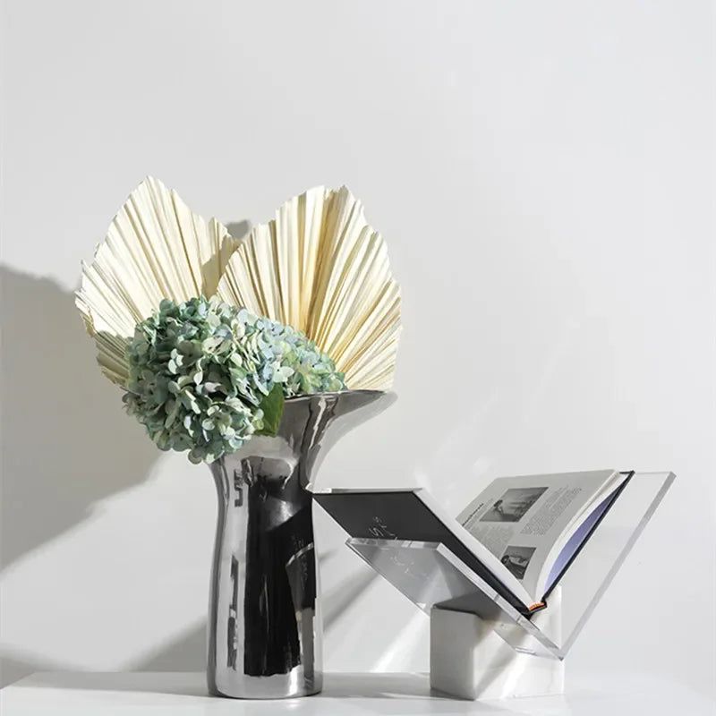 Hom & Ember – Elegant Marble Book Stand for Stylish Reading Nooks with Timeless Charm - Hom & Ember