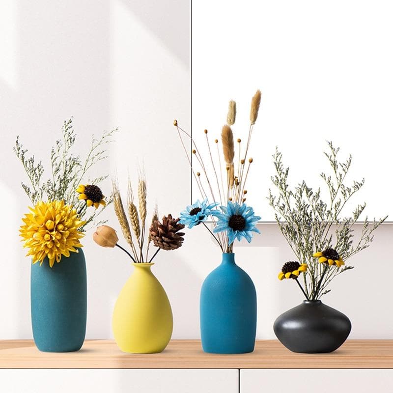 Hom & Ember – Elegant Matte Finish Ceramic Vases in Vibrant Hues for a Serene Ambiance - Hom & Ember