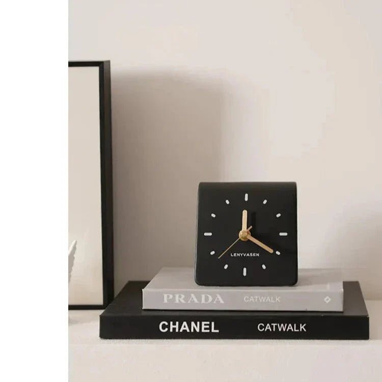 Hom & Ember – Elegant Mini Ceramic Desk Clock for a Serene Ambiance - Hom & Ember