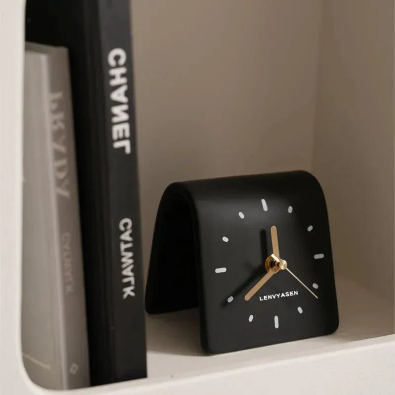 Hom & Ember – Elegant Mini Ceramic Desk Clock for a Serene Ambiance - Hom & Ember