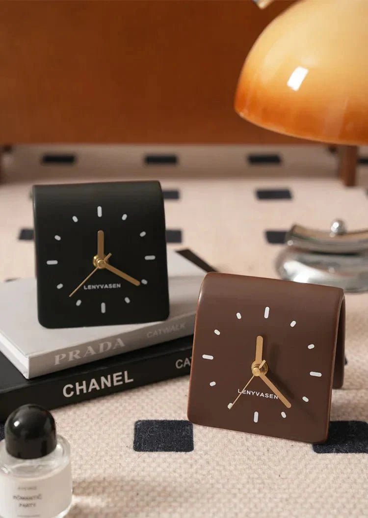 Hom & Ember – Elegant Mini Ceramic Desk Clock for a Serene Ambiance - Hom & Ember